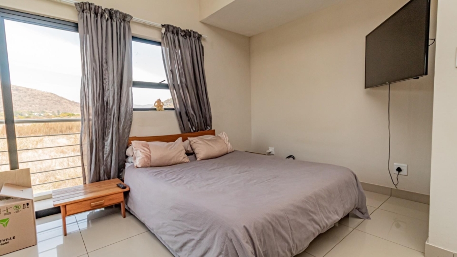 2 Bedroom Property for Sale in Redstone Private Country Estate North West